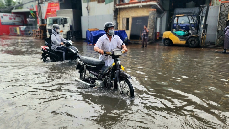 mây dông - Ảnh 1.