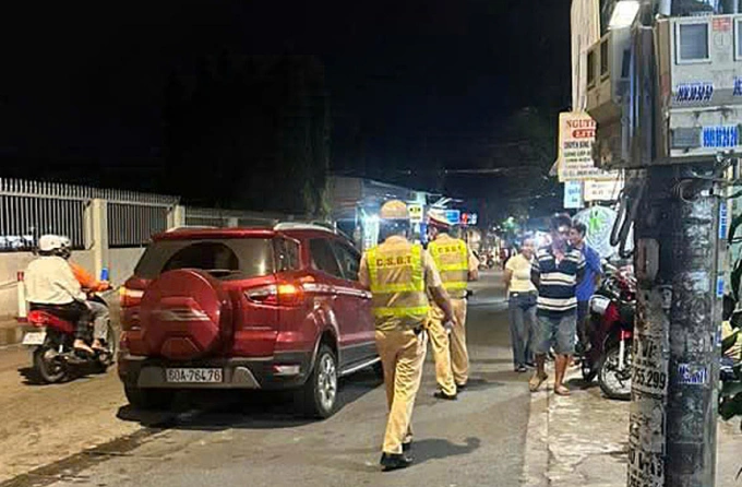 Ôtô gây tai nạn. Ảnh: Thái Hà